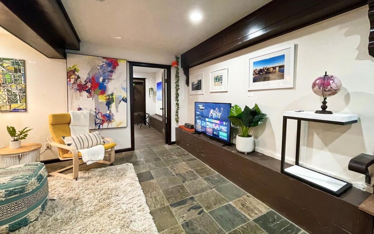 Artist'S Apartment In The Heart Of The City Sacramento Exterior photo